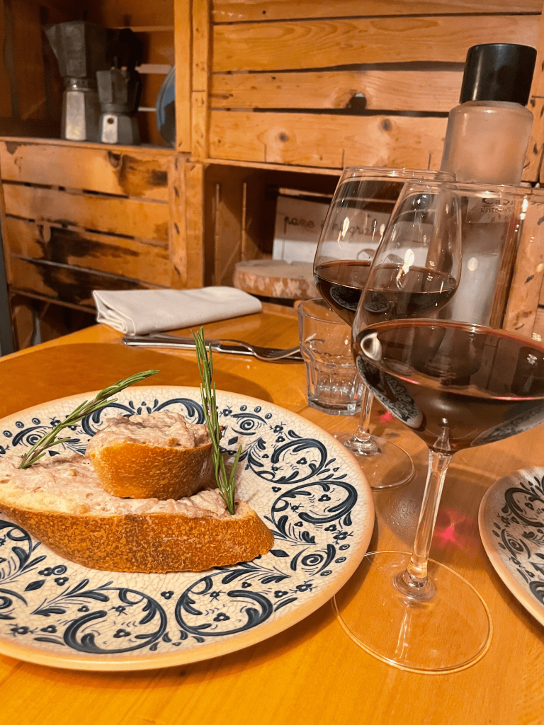 Crostone con salsiccia al ristorante Casa Mia di Besana Brianza 