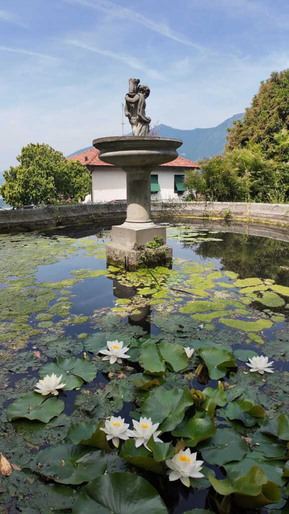 Ninfeo con fontana di Villa Bertarelli (LC) 