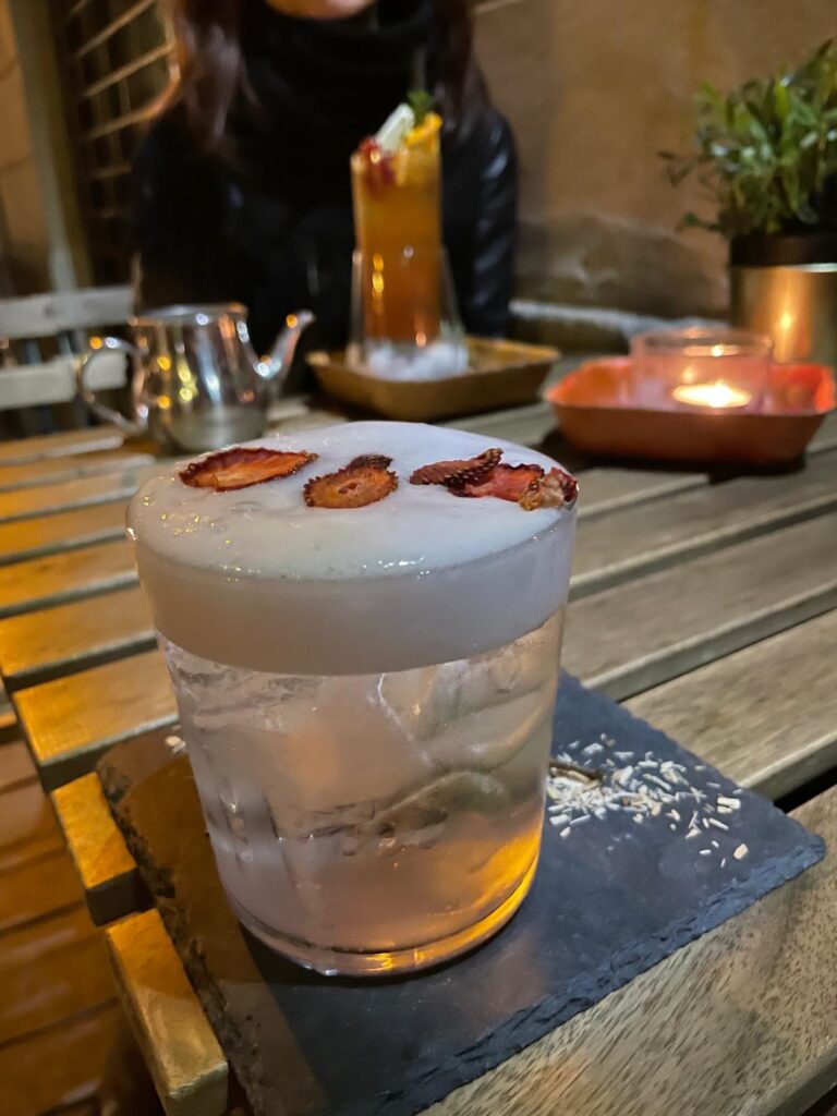 via bergamo a monza. foto di un drink